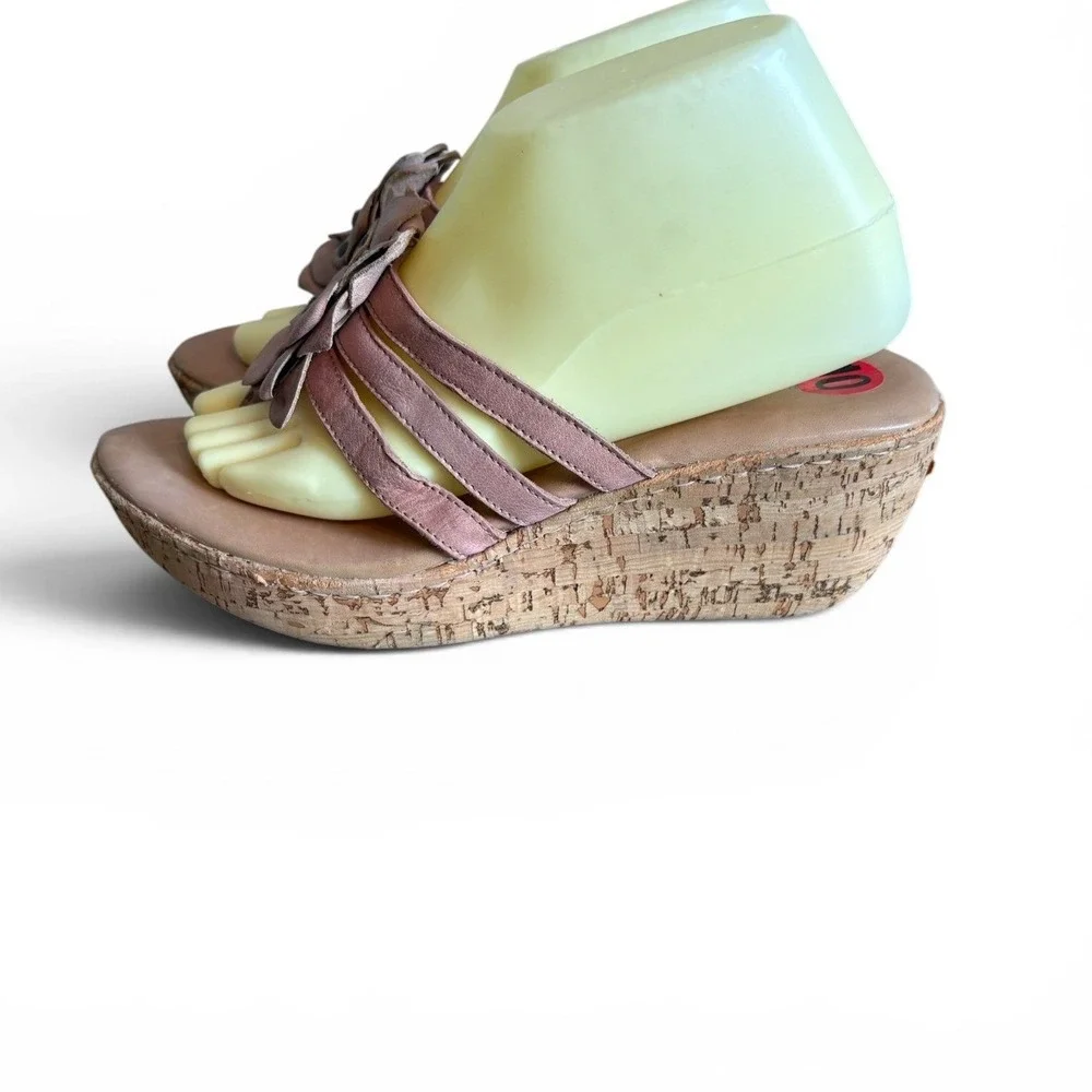 Born Womens Rose Leather Floral‎ Studded Cork Wedge Thong Sandals Size 10